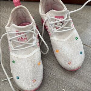 Adidas Kids HELLO KITTY White Sneakers with Pink and Multicolor